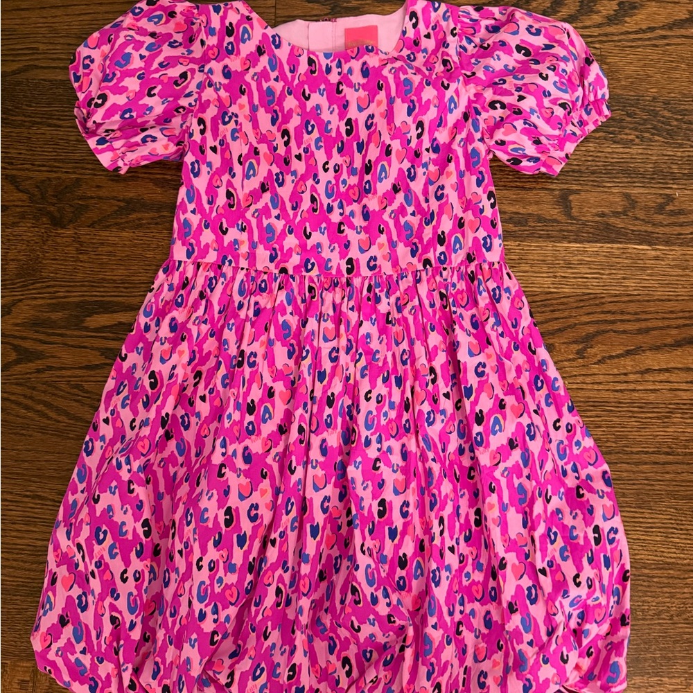 Lilly Pulitzer, spotted in love fuchsia dress